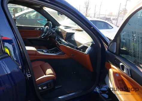 2024 BMW X7 M60I z USA, uszkodzony, nr VIN 5UX33EM01R9T00651